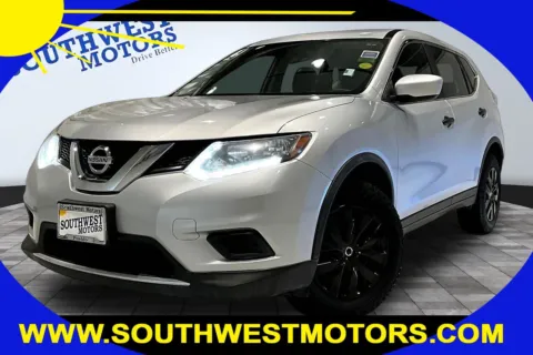 Silver 2016 Nissan Rogue S for sale in Pueblo, CO