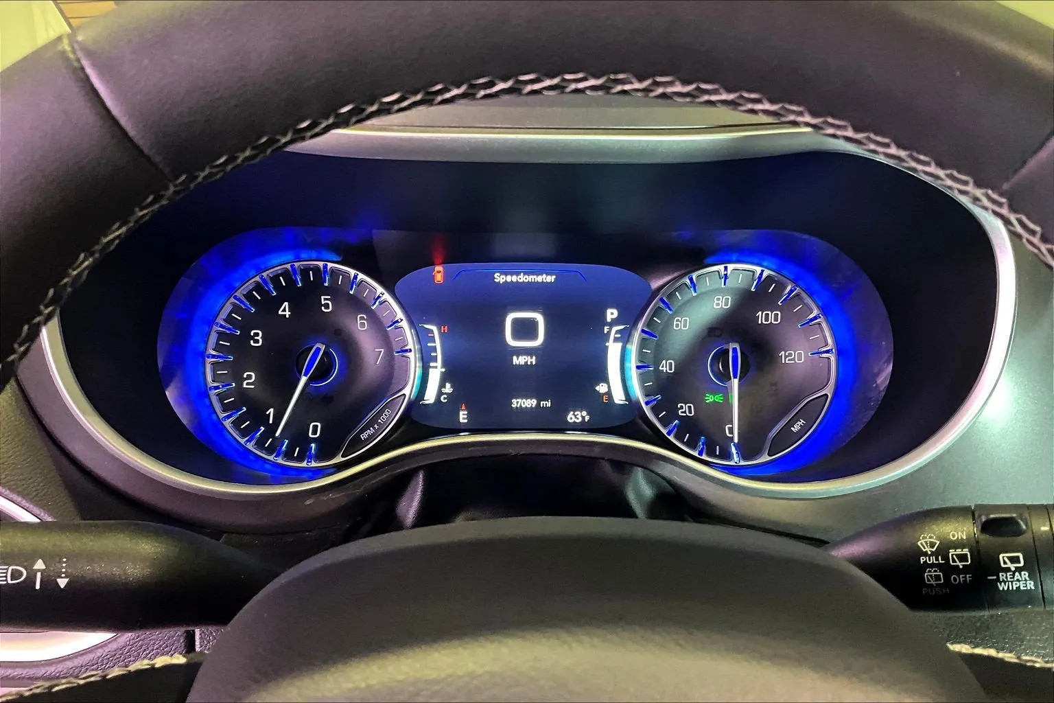 Chrysler Pacifica photo 14