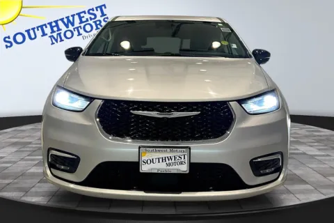 Photos of 2024 Chrysler Pacifica Touring L for sale in Pueblo, CO at Southwest Motors