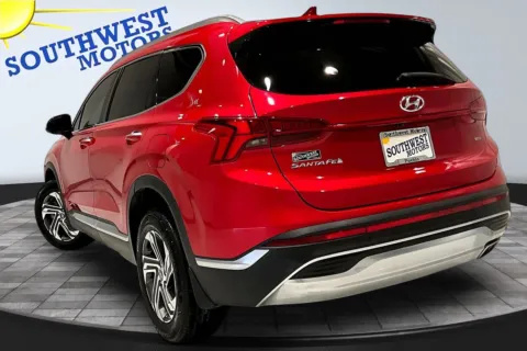 More photos of 2022 Hyundai Santa Fe SEL at Southwest Motors, CO