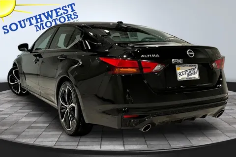 More photos of 2025 Nissan Altima SR at Southwest Motors, CO
