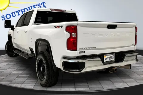 More photos of 2022 Chevrolet Silverado 2500 HD LT at Southwest Motors, CO