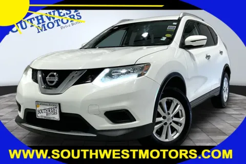 White 2016 Nissan Rogue SV for sale in Pueblo, CO