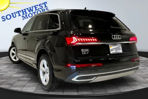More photos of 2022 Audi Q7 Premium at Southwest Motors, CO