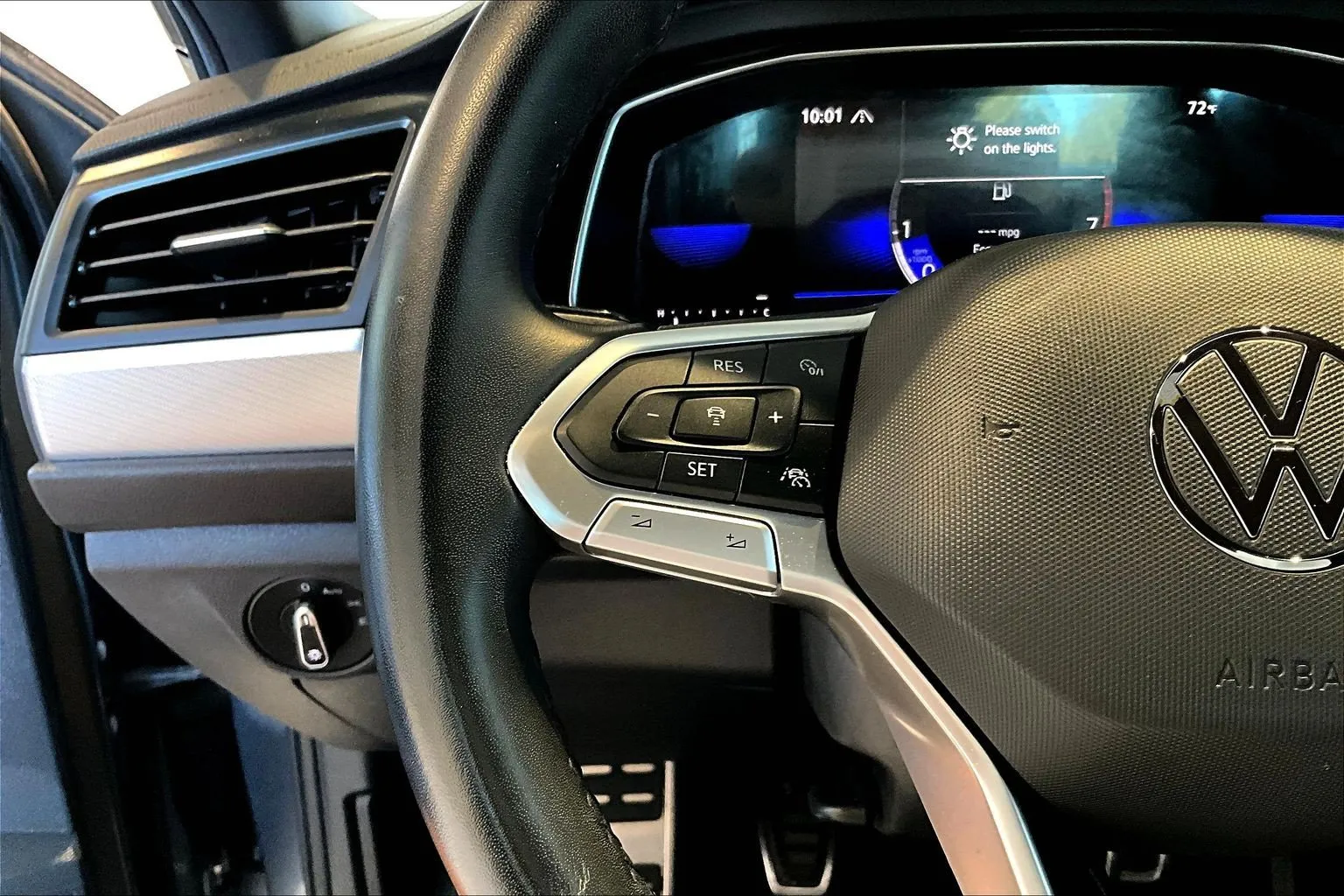 Volkswagen Jetta photo 12