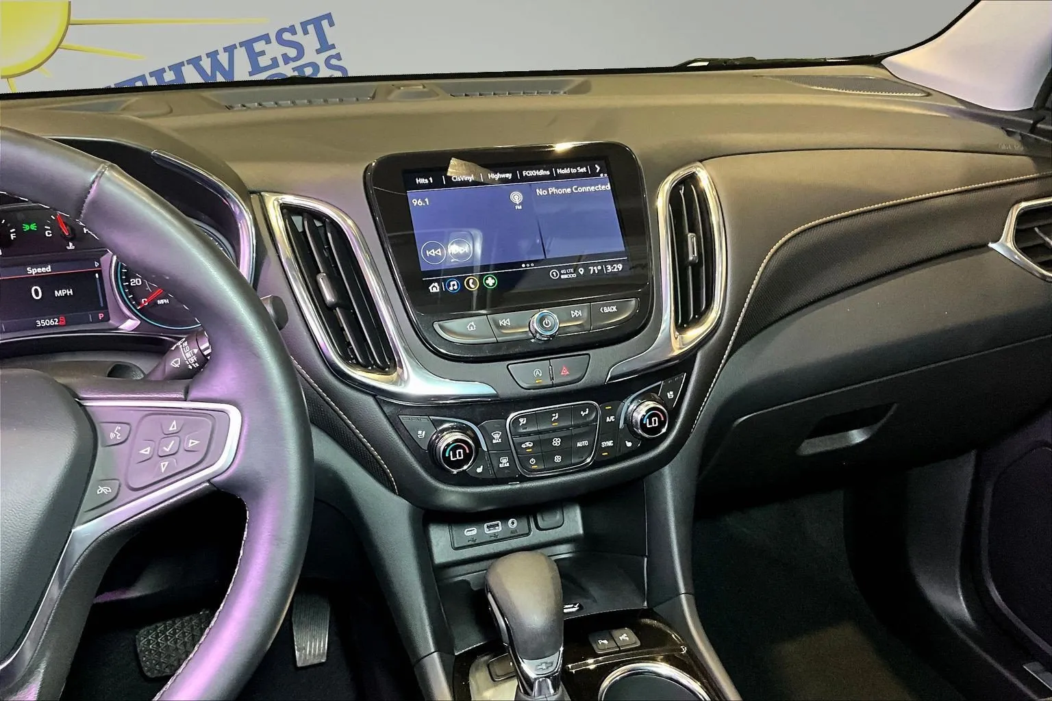 Chevrolet Equinox photo 10