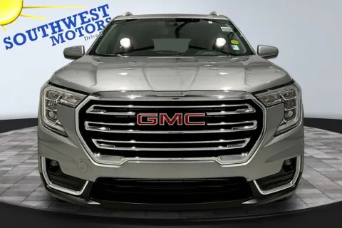 Photos of 2023 GMC Terrain SLT for sale in Pueblo, CO at Southwest Motors