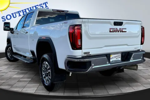 More photos of 2022 GMC Sierra 3500 HD SLT at Southwest Motors, CO