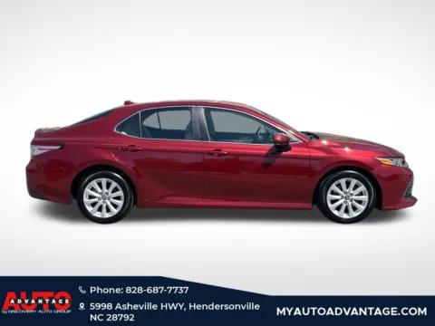 Photos of 2019 Toyota Camry SE for sale in Hendersonville, NC at Auto Advantage