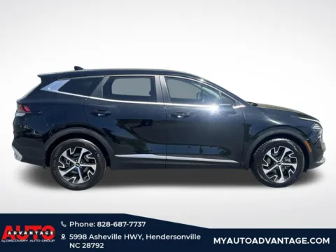 Photos of 2025 Kia Sportage EX for sale in Hendersonville, NC at Auto Advantage