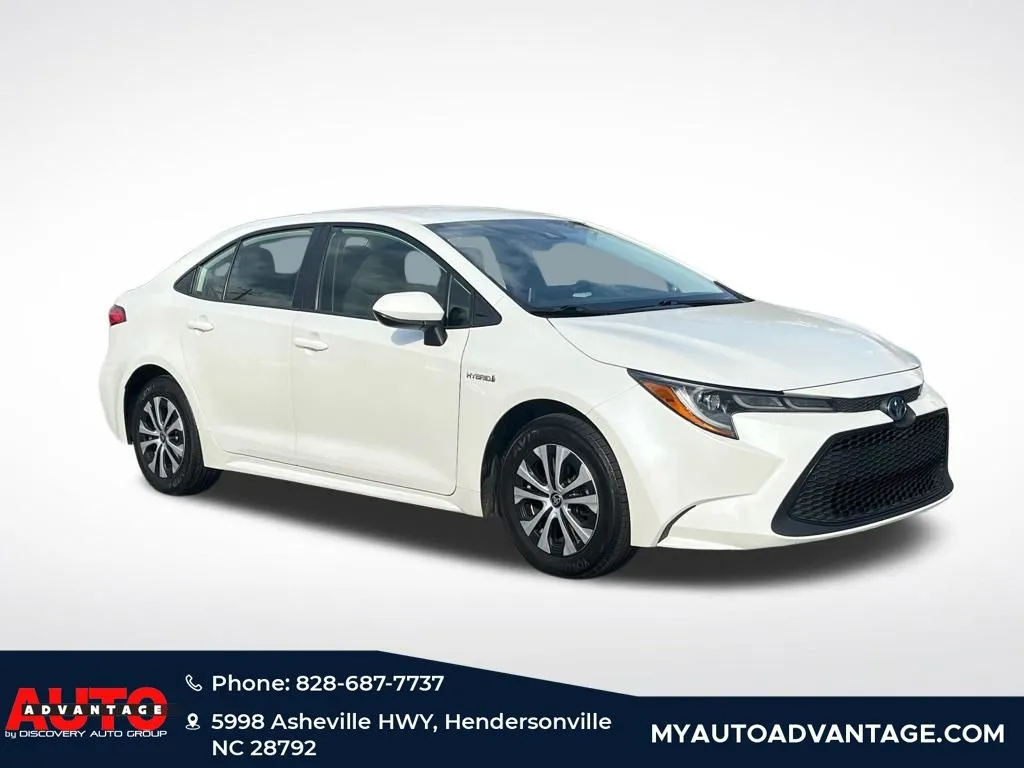 White 2021 Toyota Corolla Hybrid LE for sale in Hendersonville, NC