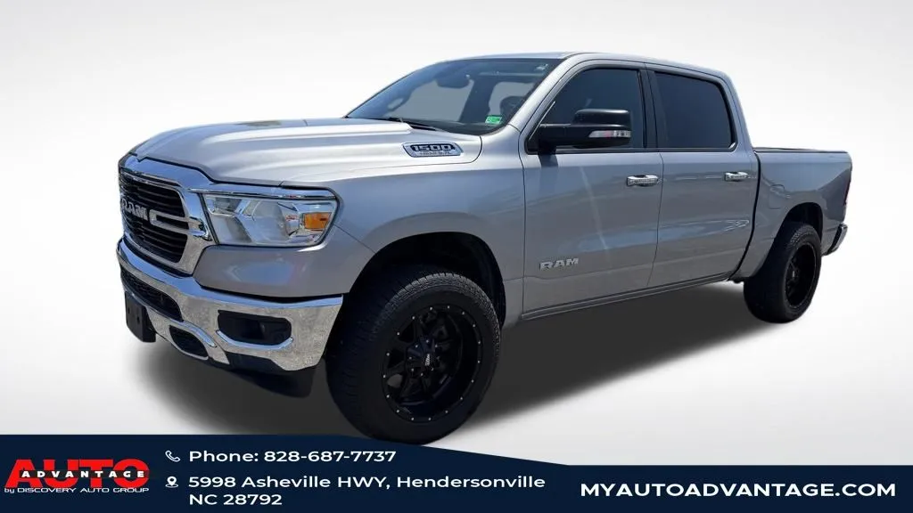 2019 RAM 1500 Big Horn/Lone Star 4x4 Crew Cab 5'7's photo