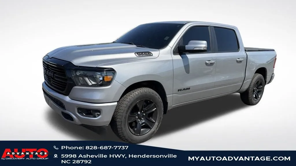 2020 RAM 1500 Big Horn/Lone Star 4x4 Crew Cab 5'7's photo