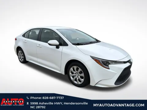 White 2020 Toyota Corolla LE for sale in Hendersonville, NC