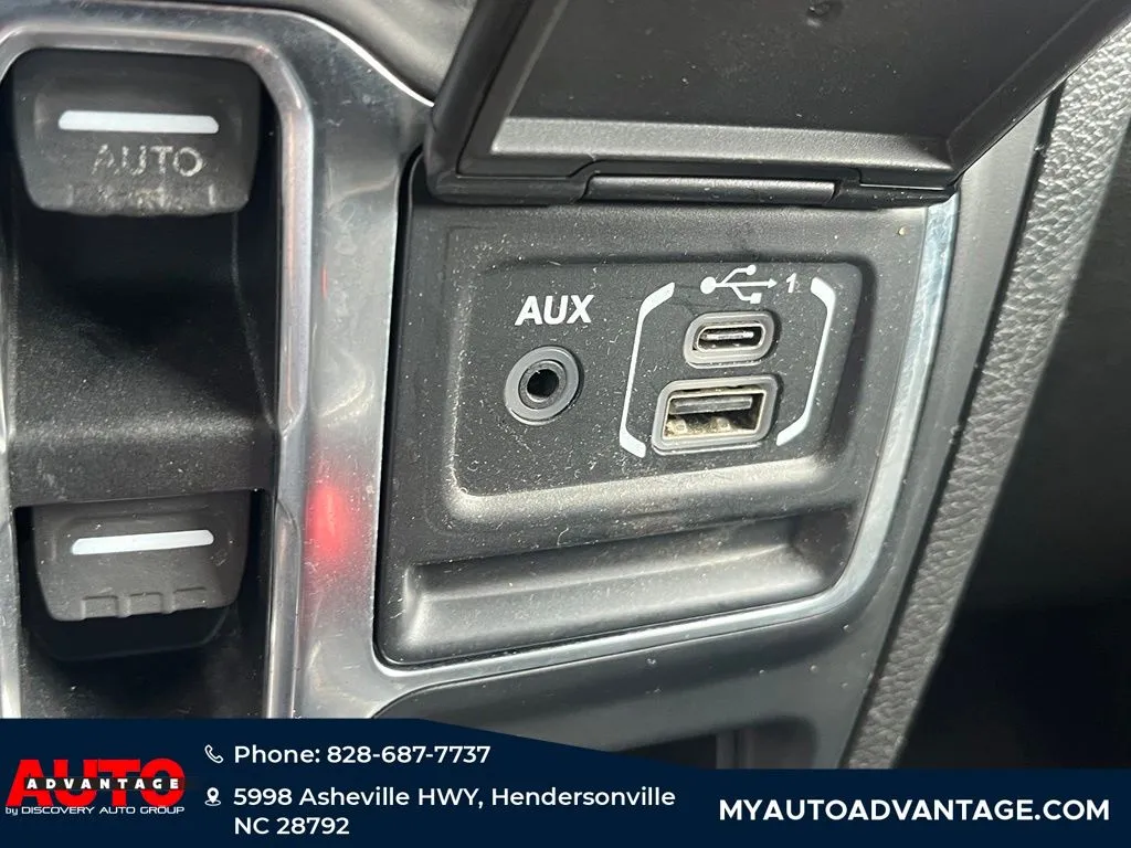 2019 Jeep Wrangler Unlimited Sahara - Photo 17