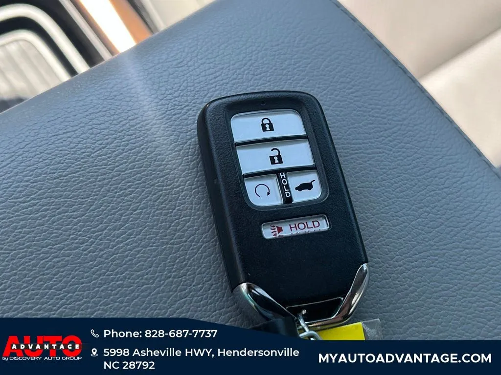 2021 Honda CR-V Touring - Photo 21