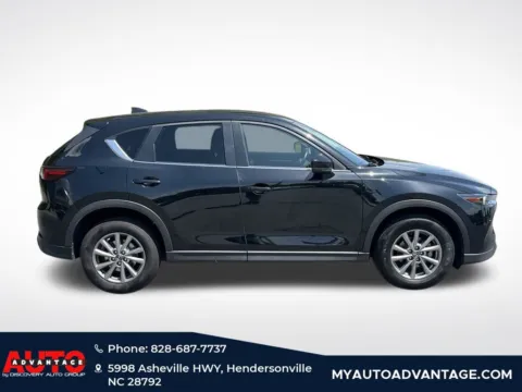 Photos of 2022 Mazda CX-5 2.5 S Select Package for sale in Hendersonville, NC at Auto Advantage