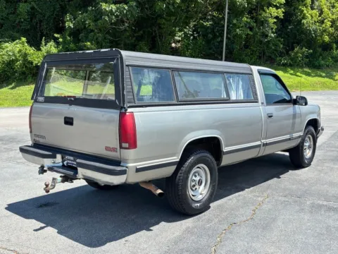 Another view of 2000 GMC C/K 2500 SL for sale in Hendersonville, NC at Auto Advantage