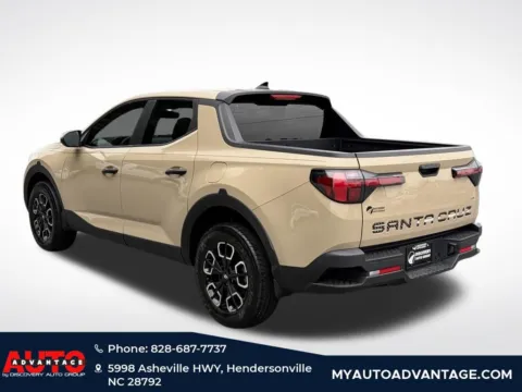 More photos of 2023 Hyundai Santa Cruz SEL at Auto Advantage, NC