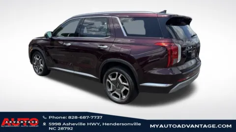 More photos of 2023 Hyundai Palisade Limited at Auto Advantage, NC