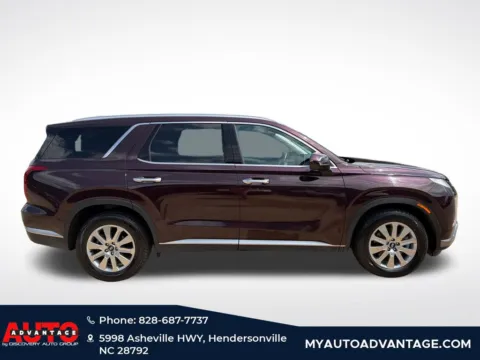 Photos of 2024 Hyundai Palisade SEL for sale in Hendersonville, NC at Auto Advantage