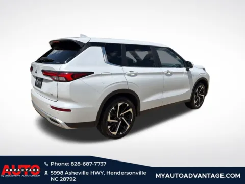 Another view of 2024 Mitsubishi Outlander SE for sale in Hendersonville, NC at Auto Advantage