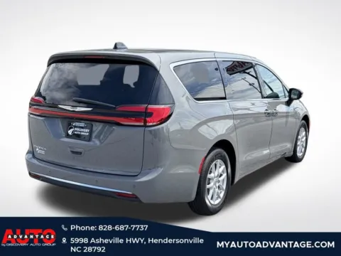 Another view of 2025 Chrysler Pacifica Select for sale in Hendersonville, NC at Auto Advantage