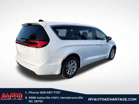 Another view of 2024 Chrysler Pacifica Touring L for sale in Hendersonville, NC at Auto Advantage
