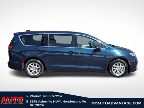 Photos of 2023 Chrysler Pacifica Touring L for sale in Hendersonville, NC at Auto Advantage