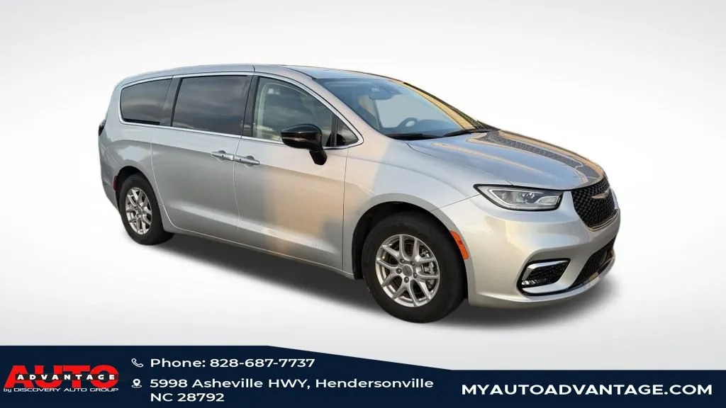 Silver 2024 Chrysler Pacifica Touring L for sale in Hendersonville, NC