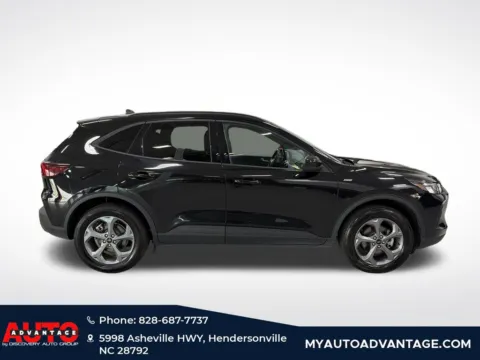 Photos of 2025 Ford Escape ST-Line Select for sale in Hendersonville, NC at Auto Advantage