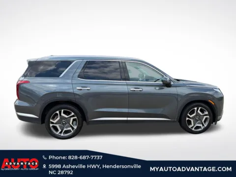Photos of 2024 Hyundai Palisade Limited for sale in Hendersonville, NC at Auto Advantage
