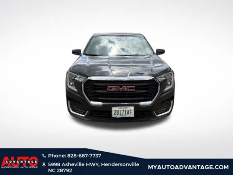 Photos of 2024 GMC Terrain SLE for sale in Hendersonville, NC at Auto Advantage