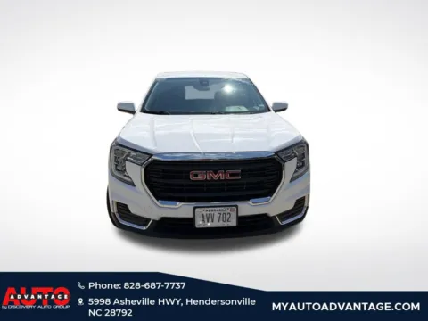 Photos of 2024 GMC Terrain SLE for sale in Hendersonville, NC at Auto Advantage