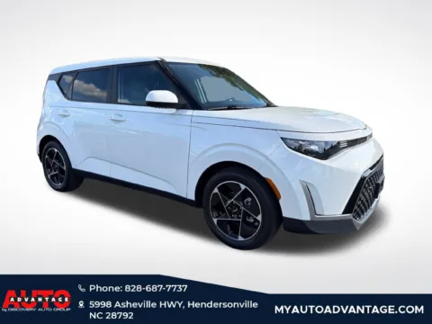 White 2023 Kia Soul EX for sale in Hendersonville, NC