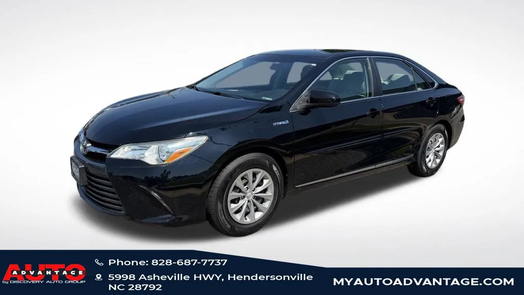 Black 2017 Toyota Camry Hybrid LE for sale in Hendersonville, NC