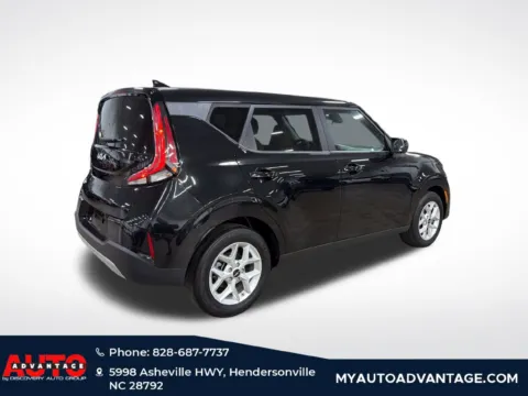 More photos of 2024 Kia Soul LX at Auto Advantage, NC