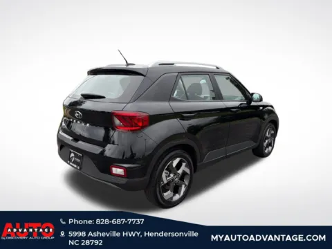 More photos of 2025 Hyundai Venue SEL at Auto Advantage, NC