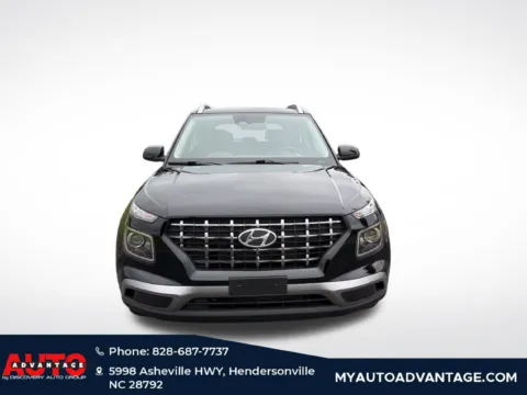 Photos of 2025 Hyundai Venue SEL for sale in Hendersonville, NC at Auto Advantage