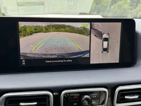 More photos of 2026 Nissan Sentra SL at Nissan South Morrow, GA