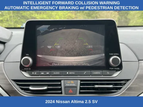 More photos of 2024 Nissan Altima 2.5 SV at Nissan South Morrow, GA