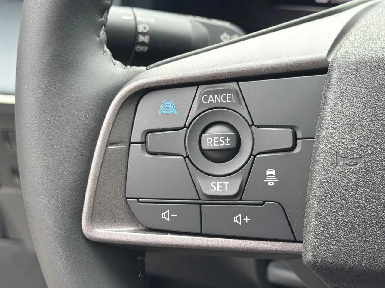 2026 Nissan LEAF S+ - Photo 11