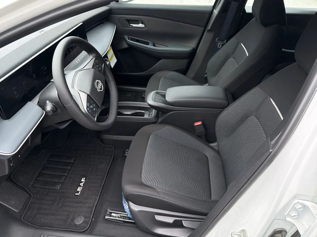 2026 Nissan LEAF S+ - Photo 18