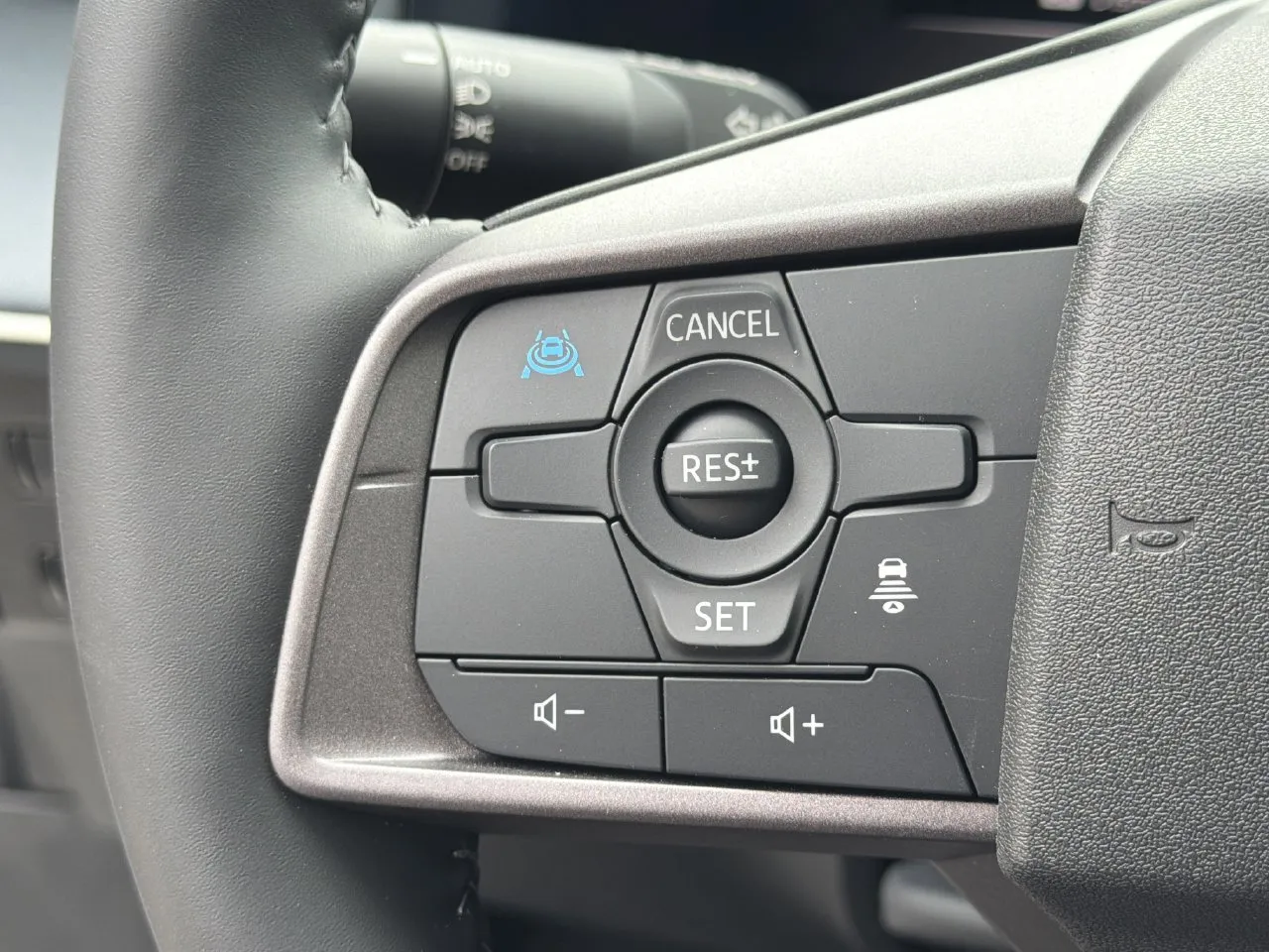 2026 Nissan LEAF S+ - Photo 11
