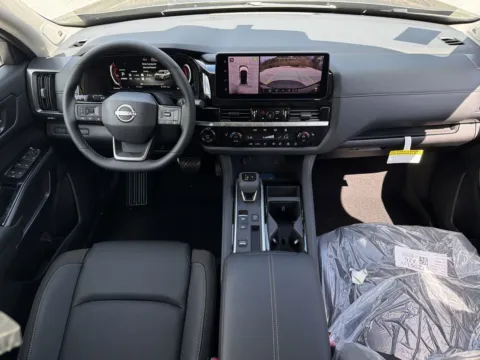 Photos of 2026 Nissan Pathfinder SL for sale in Morrow, GA at Nissan South Morrow
