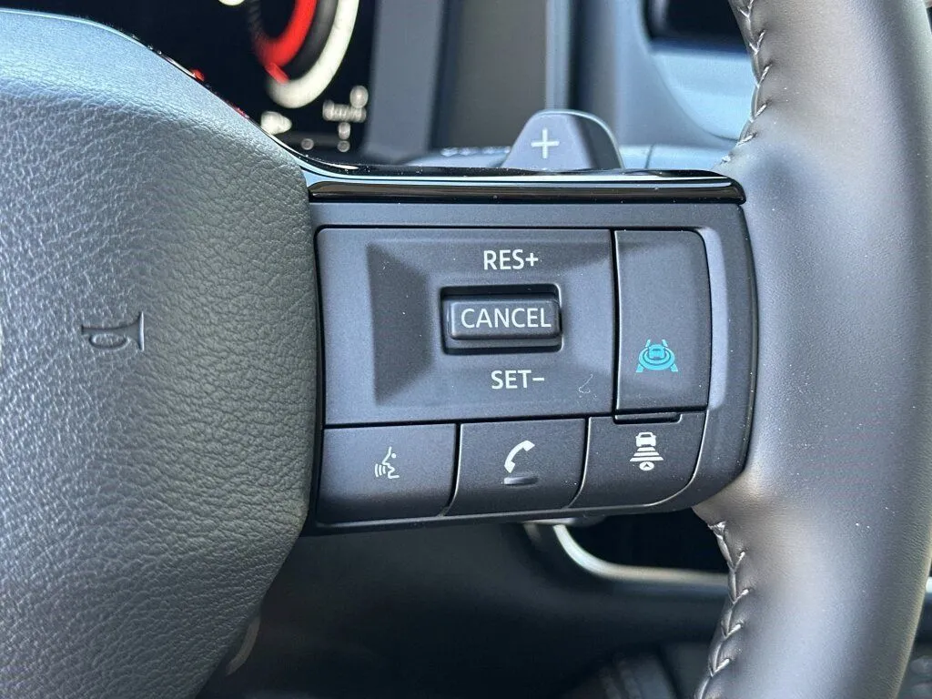 2026 Nissan Rogue Platinum - Photo 13