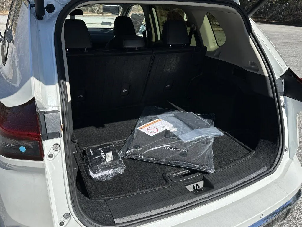 2026 Nissan Rogue Platinum - Photo 28