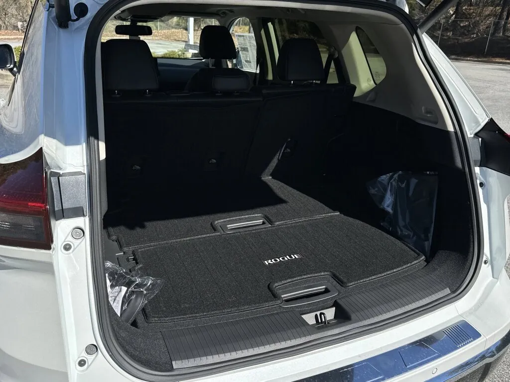 2026 Nissan Rogue Platinum - Photo 30