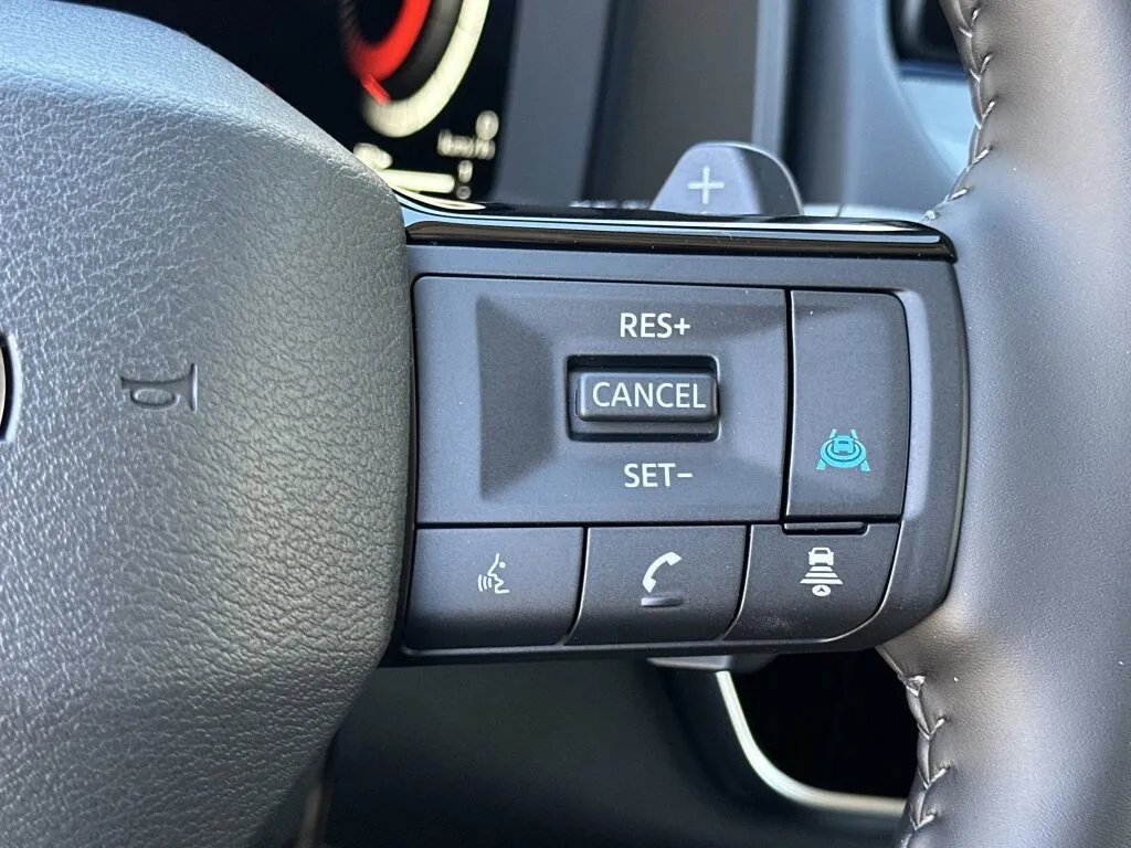 2026 Nissan Rogue Platinum - Photo 13