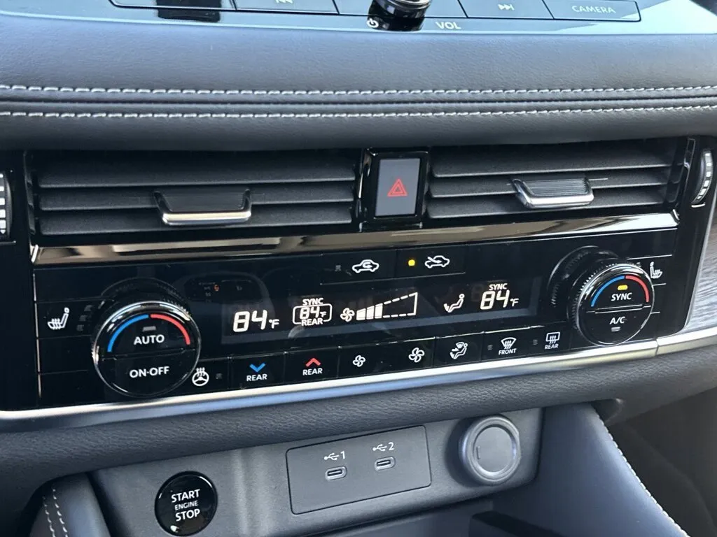 2026 Nissan Rogue Platinum - Photo 10